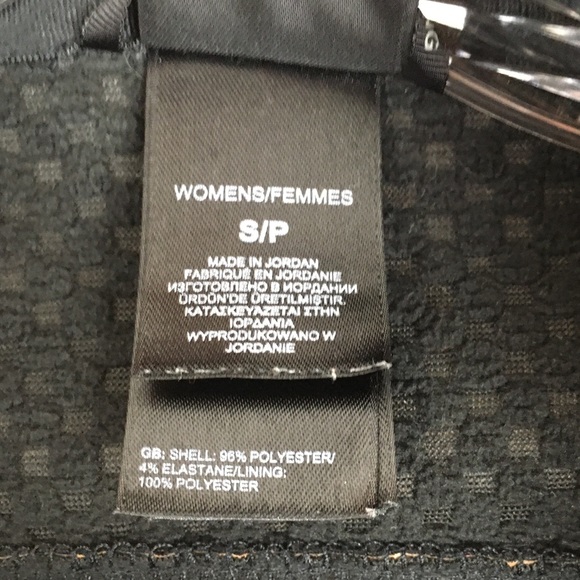 The North Face Zip Up Long Sleeve Athletic Jacket in Black - Picture 10 of 12